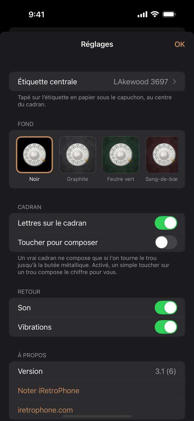 L’écran Réglages : le texte de l’étiquette, une rangée de fonds, les lettres, toucher pour composer, le son et les vibrations